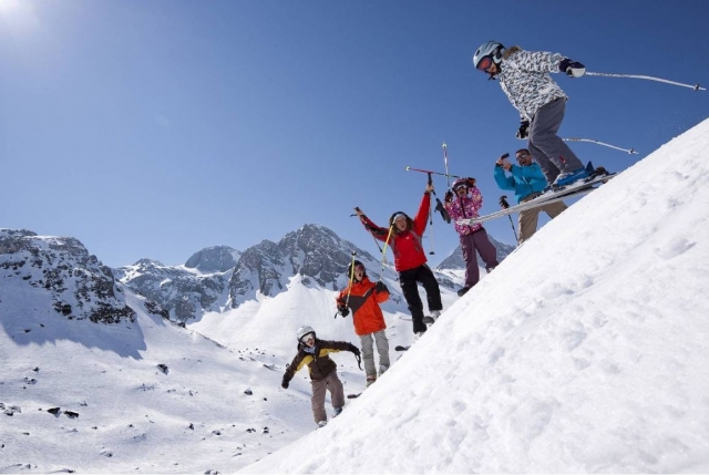  朋友之间的情感 